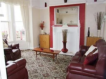 Guest house Miricia Scarborough