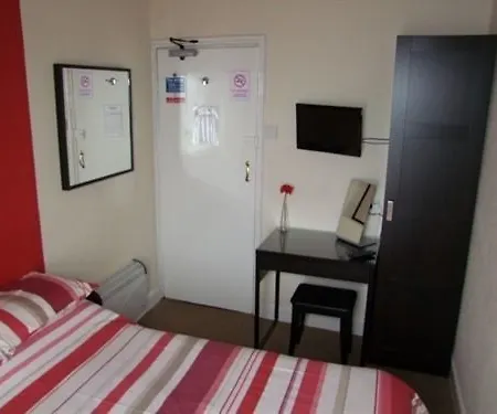 Guest house Miricia Scarborough